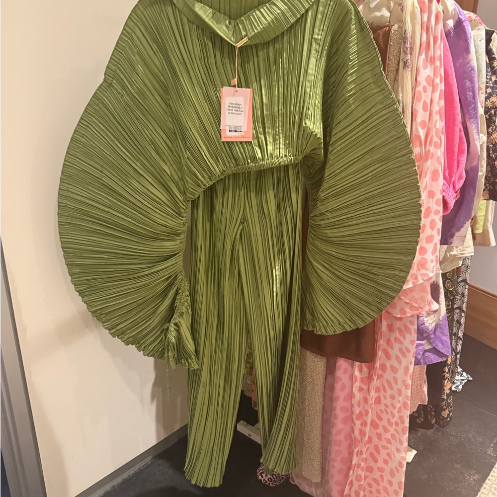 Cult Gaia Stacie Pleated Top and Pant in Palm - size 0